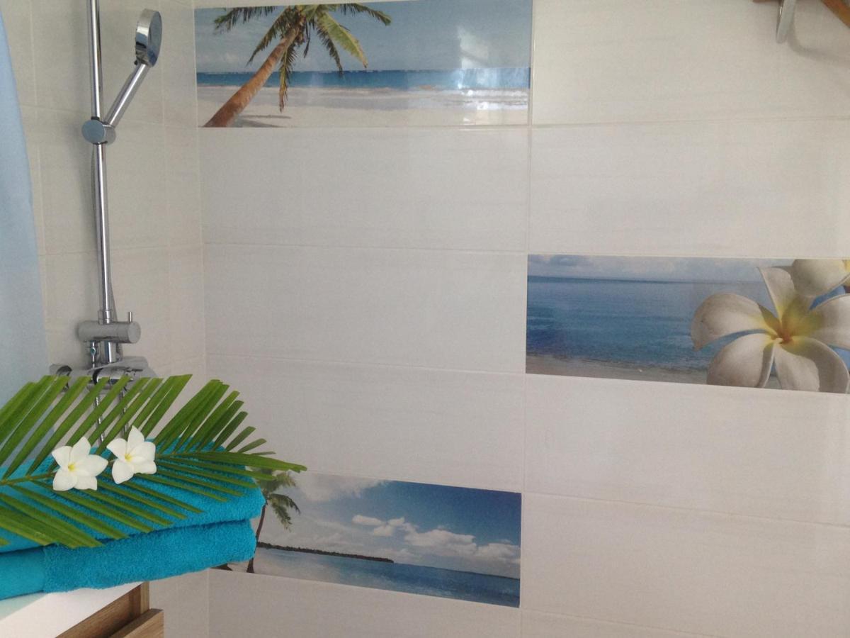 Chambre D'Hote Coeur-Coco Piscine Saint-Francois  Exteriör bild